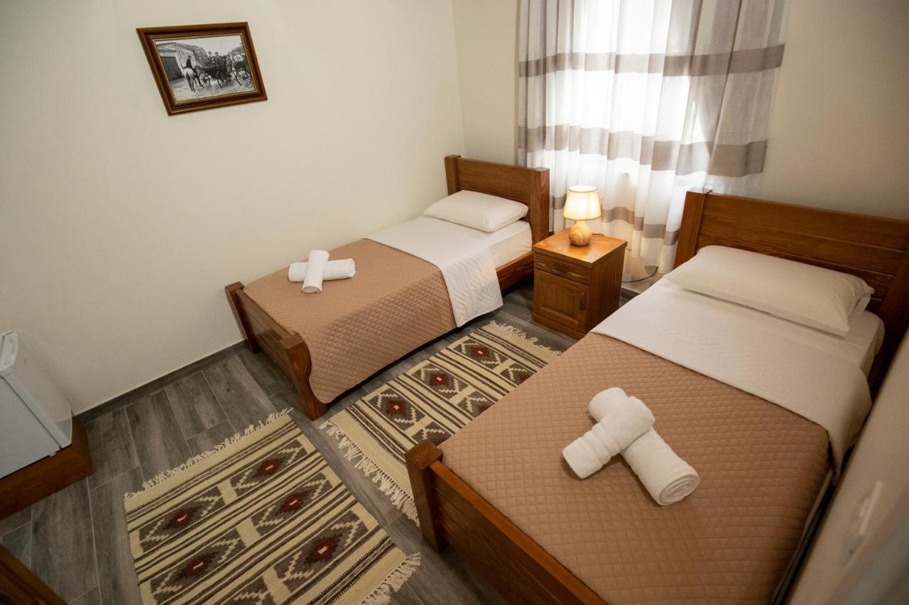 Xhuli Guesthouse Shkodër Dış mekan fotoğraf