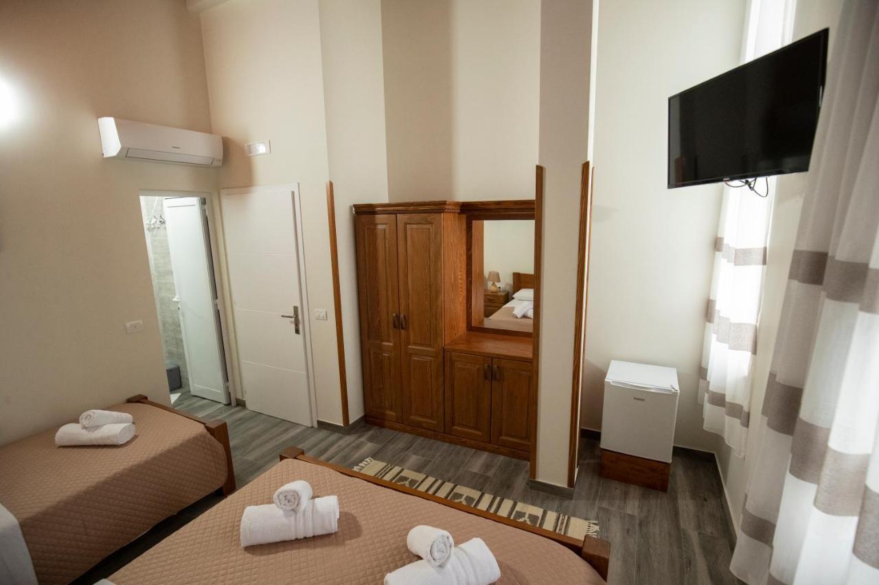 Xhuli Guesthouse Shkodër Dış mekan fotoğraf
